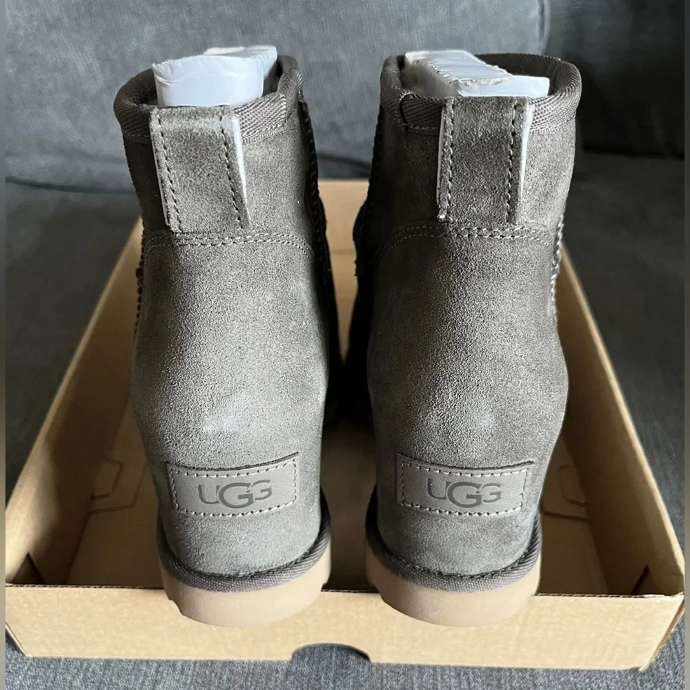 UGG Classic Femme Miniwedge Boots in Brown Size UK 4 (USA 6) NEW/NEVER WORN - Picture 5 of 8